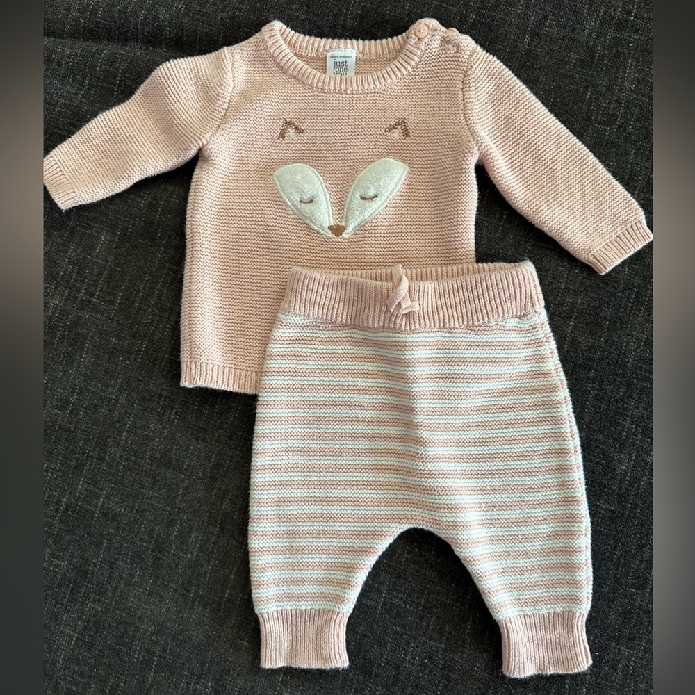 3M pink sweatsuit